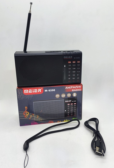 Radio AM-FM Vintage + USB etc. 9390oo